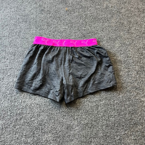 Puma Shorts Womens Size XS Grey Pink Logo Waistband Athletic Gym Running Rip